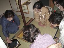 �ЂȍՂ̒���